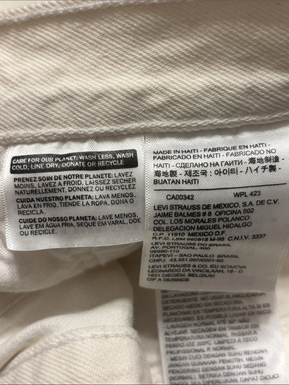 Levi's Slim Men's Cream-Off White Button Fly 501 Jeans 34 X 32